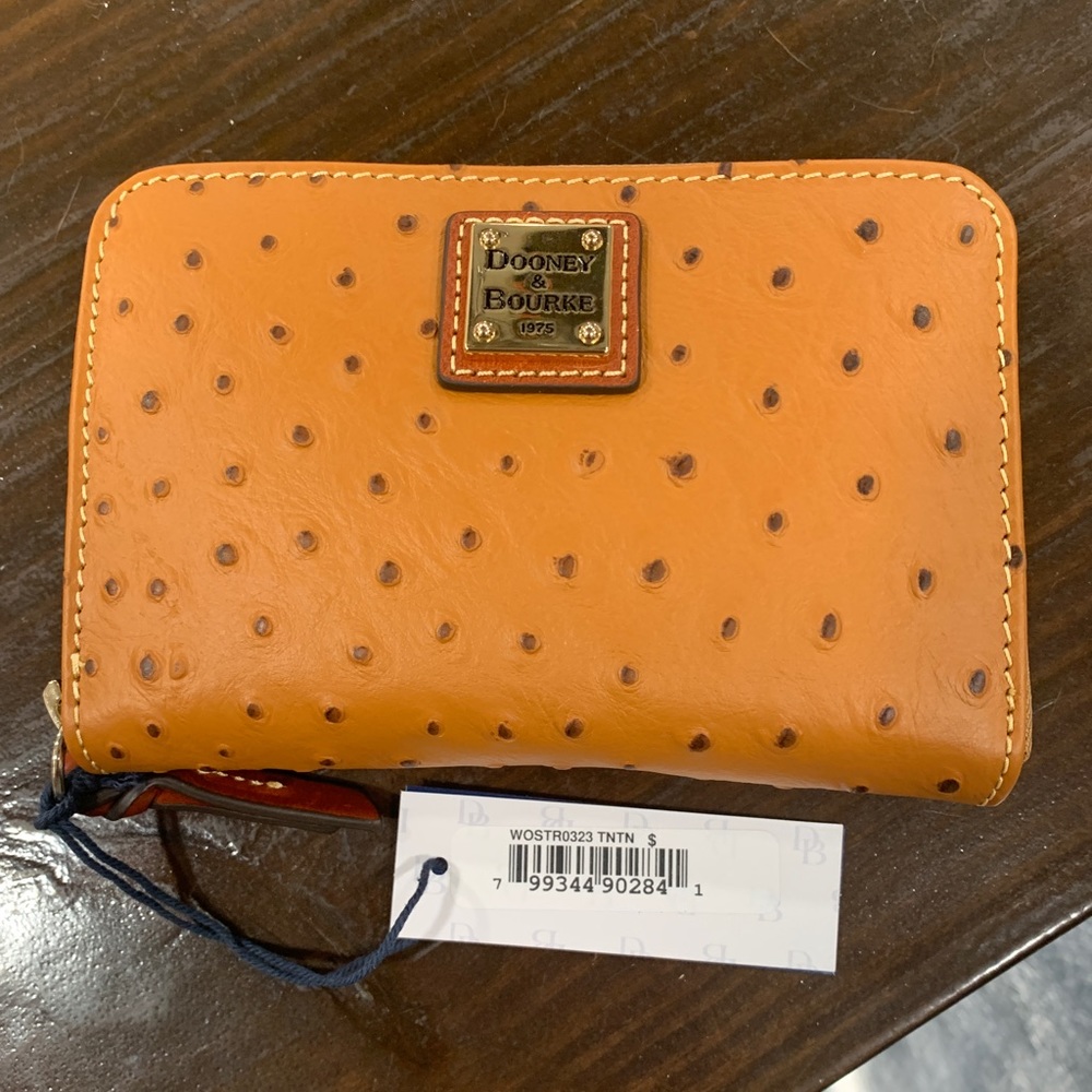 DOONEY & BOURKE NWT Ostrich Leather Medium Zip Around Credit Card Case Wallet